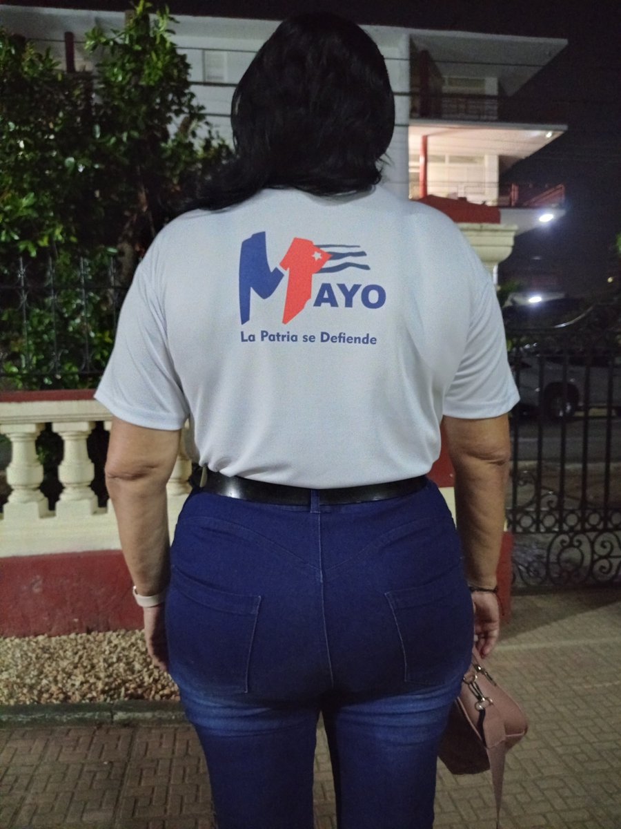 IraimaPereda's tweet photo. VIVA EL 1ro DE MAYO #LaPatriaSeDefiende #CubaEstáFirme #CubaNoSeRinde #CubaVencerá 
🇨🇺🇨🇺🇨🇺🇨🇺🇨🇺🇨🇺🇨🇺🇨🇺🇨🇺🇨🇺🇨🇺 https://t.co/euMoha4a3M