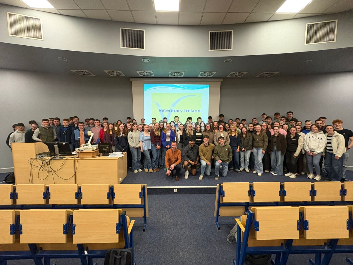 VeterinaryHQ's tweet photo. Fantastic turnout for the Veterinary Ireland talk @ Warsaw University of Life Sciences (SGGW), Warsaw, Poland last evening. 102 passionate future vets for Ireland in attendance! Talk by Finbarr Murphy, Chief Executive, followed by fantastic social event at Limba bar, SGGW https://t.co/UWjdg8FWLN