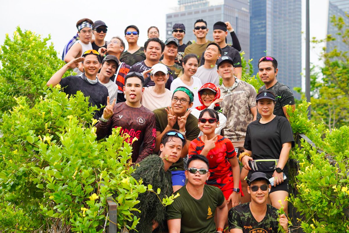 NinjaTooK's tweet photo. NEVER RUN 💚🤍
แฮปปี้มาก 🥰 ✨️
พร้อมออกรบมาก 🪖⚔️
#Neverrun #นักรบนิรนาม x TJP
#RunningClub #BKKRunclub #Runclub
#tookkyrun https://t.co/W1GxjeW0IS