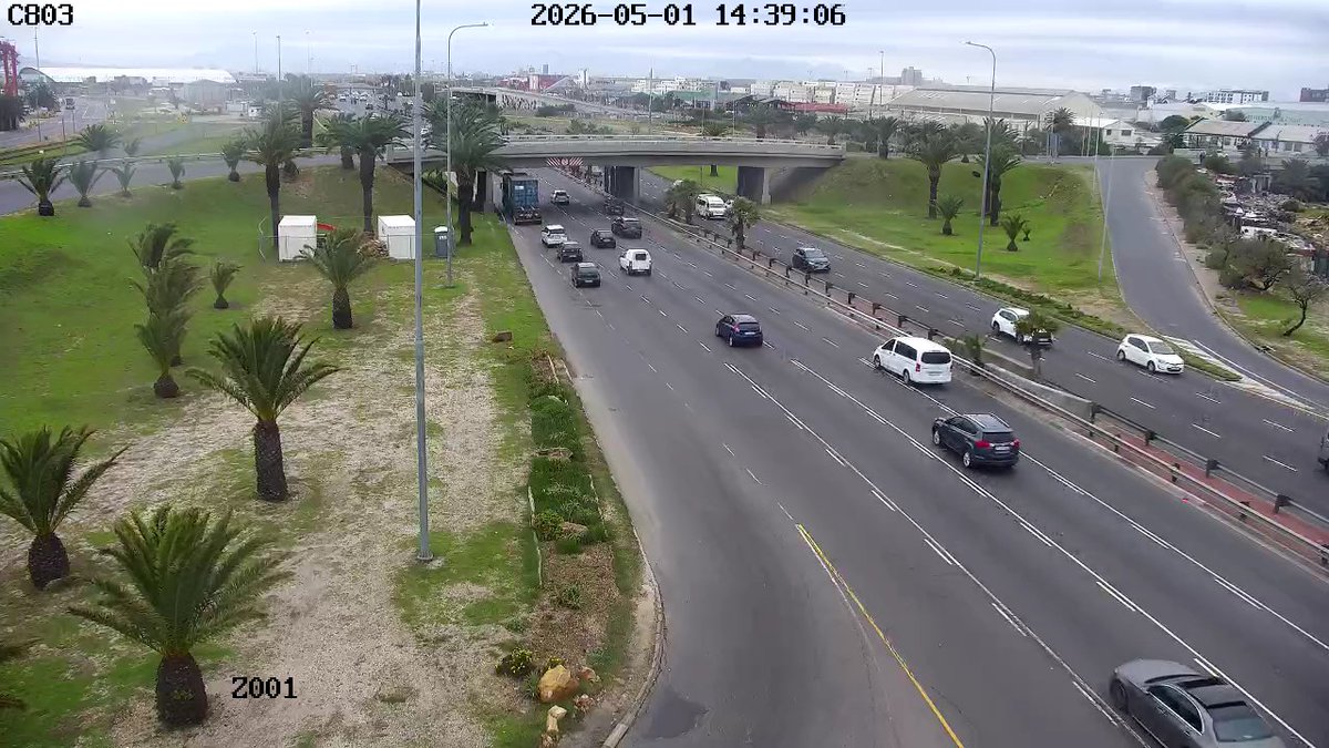 CapeTownFreeway's tweet image. Update:26050100075: Stationary Vehicle on Lower Church ramp to N1 Outbound, cleared. #BeTheChange