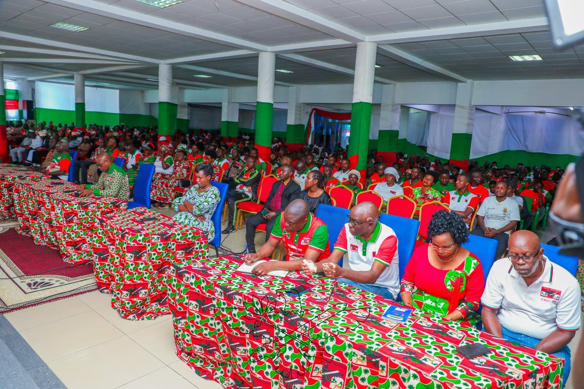 Intumwa Burundi tweet media