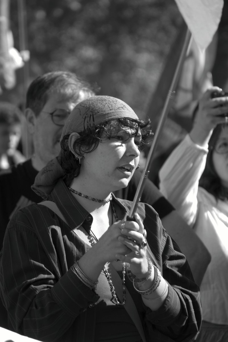 LeFrontovikiki's tweet image. Aujourd'hui à #metz 1er mai fête des travailleurs. Par le Frontovik Iki  #1ermai #moselle 
insta : instagram.com/lefontovikiki/