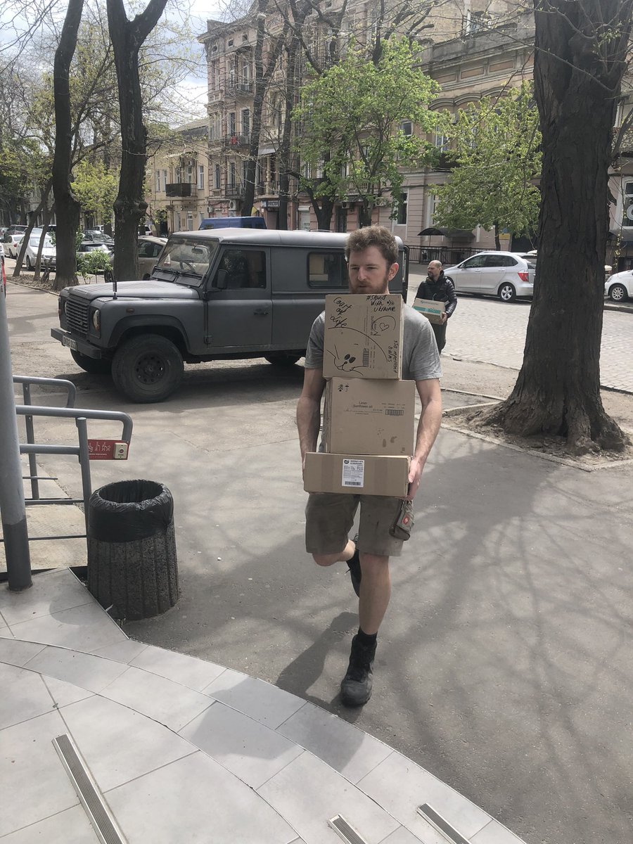 coastoflife_od's tweet image. 6️⃣0️⃣4️⃣ ⛔️🦟  balms are on the way to #Kherson direction with @NP_official_ua humanitarian program.

#FridayLive #BzzzSeason #NAFO