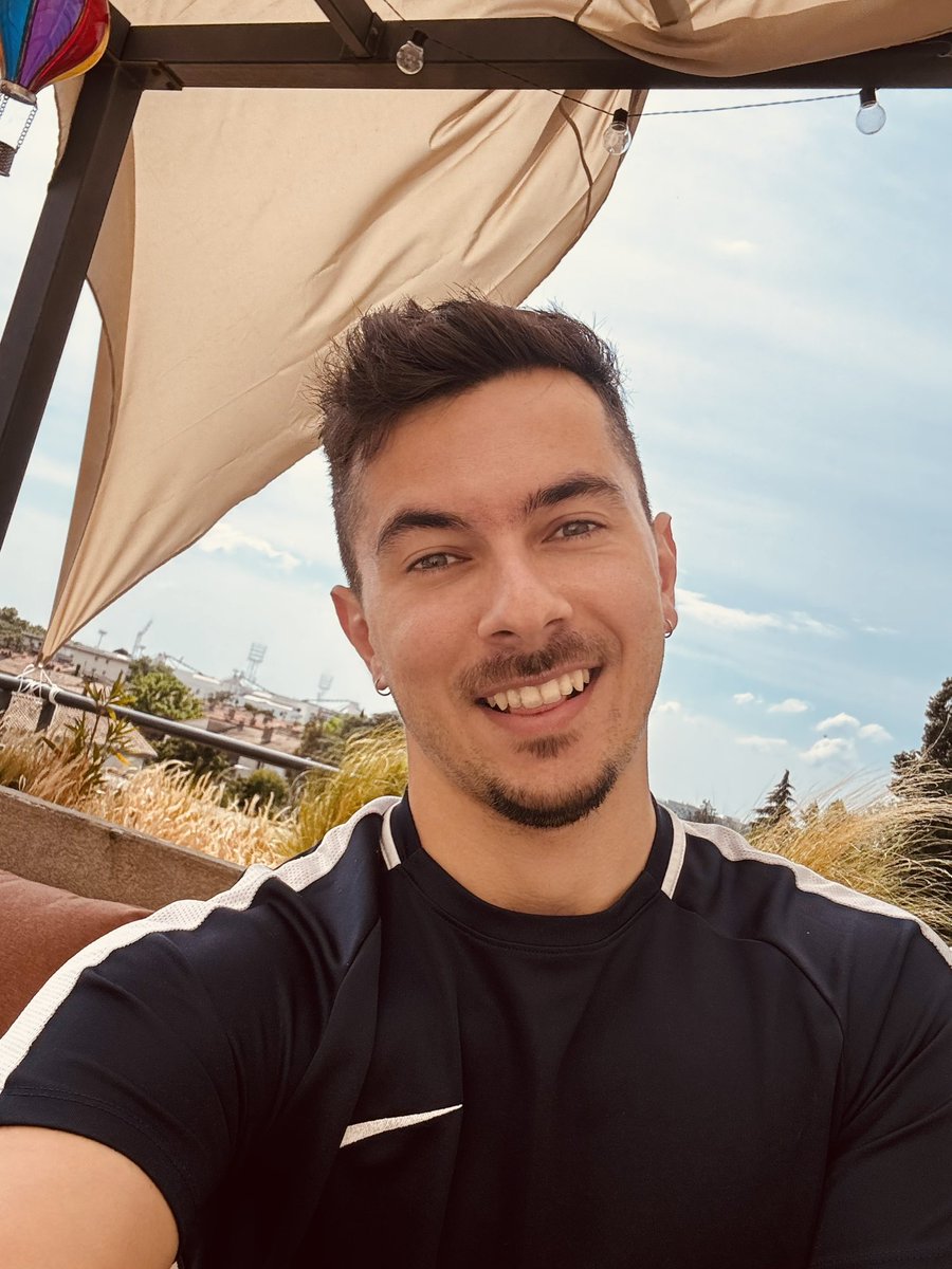 o3p3zh's tweet image. Qu’on est bien dans le sud !!! #sun #weekend