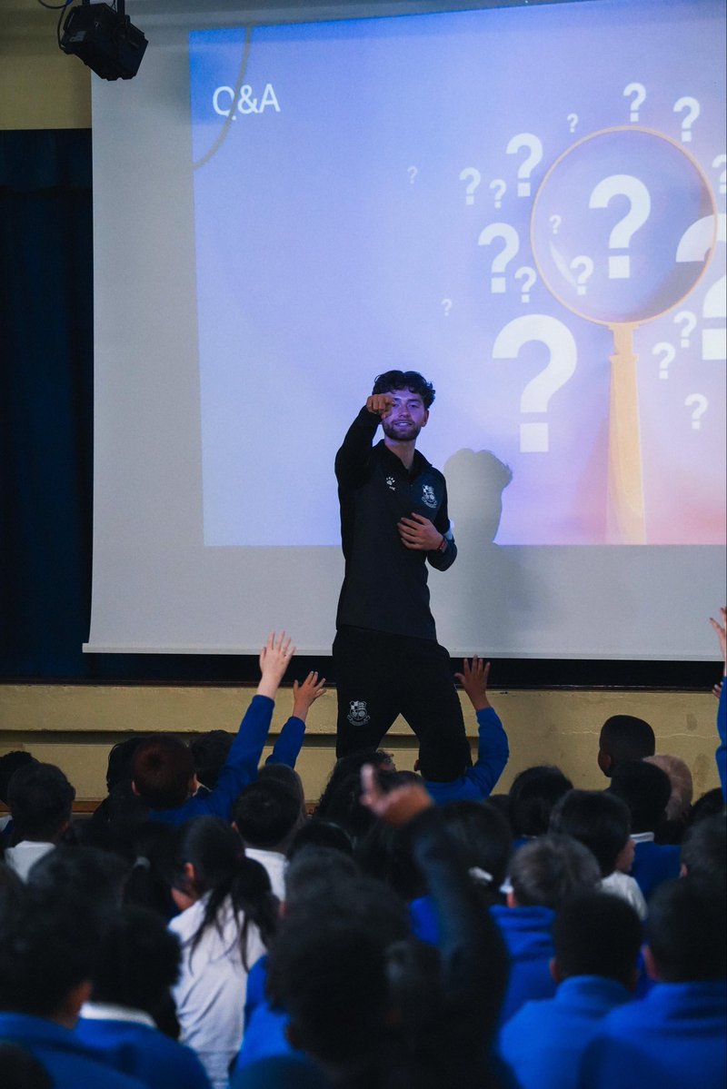 wfcfoundationuk's tweet image. Great to visit both St Bernadette’s and Belmore Primary School for assemblies this week. We had a brilliant time discussing the road to the FA Trophy Final at Wembley 2026 and the importance of respect in our schools.

Thanks for having us! 🙌💙 #WealdstoneFC #Community