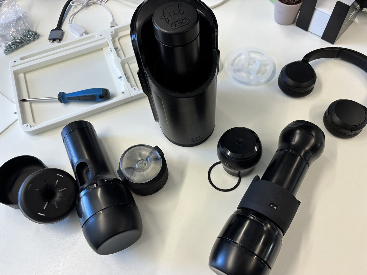 Kiiroo tweet media