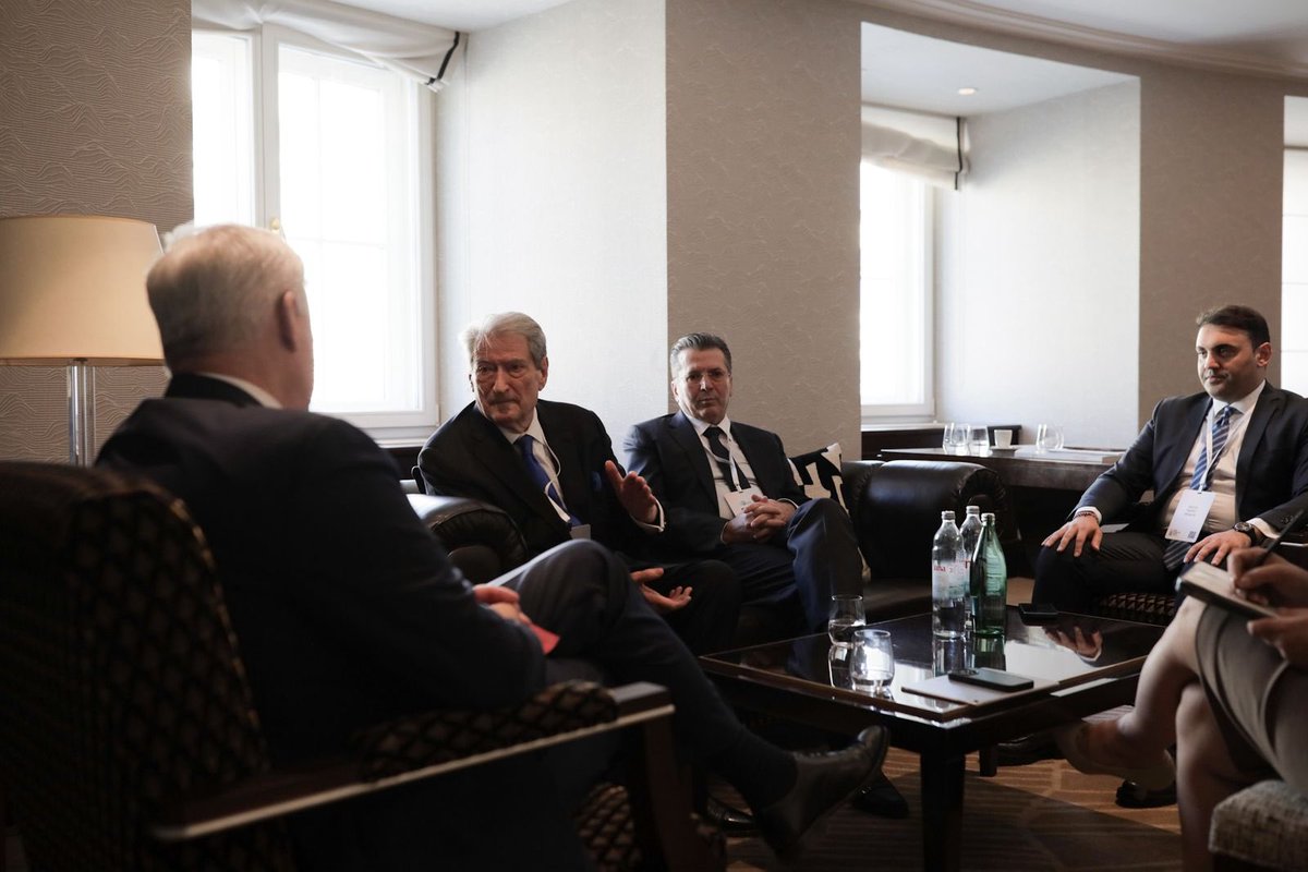 Sali Berisha tweet media