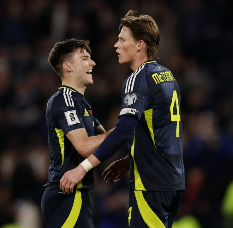 hampdenroarpod's tweet photo. New Episode 🏴󠁧󠁢󠁳󠁣󠁴󠁿🎙️

Clarke's fury, the Hampden atmosphere & lacking ideas in attack; the players remember the 2-1 win over Belarus.

A free chapter from my upcoming audiobook - A Long Time Coming.

Links below ⤵️

🍏 https://t.co/lOZnorfBWN
🟢 https://t.co/UiJVs4q5Vp
Other: https://t.co/9VttGSDHpc