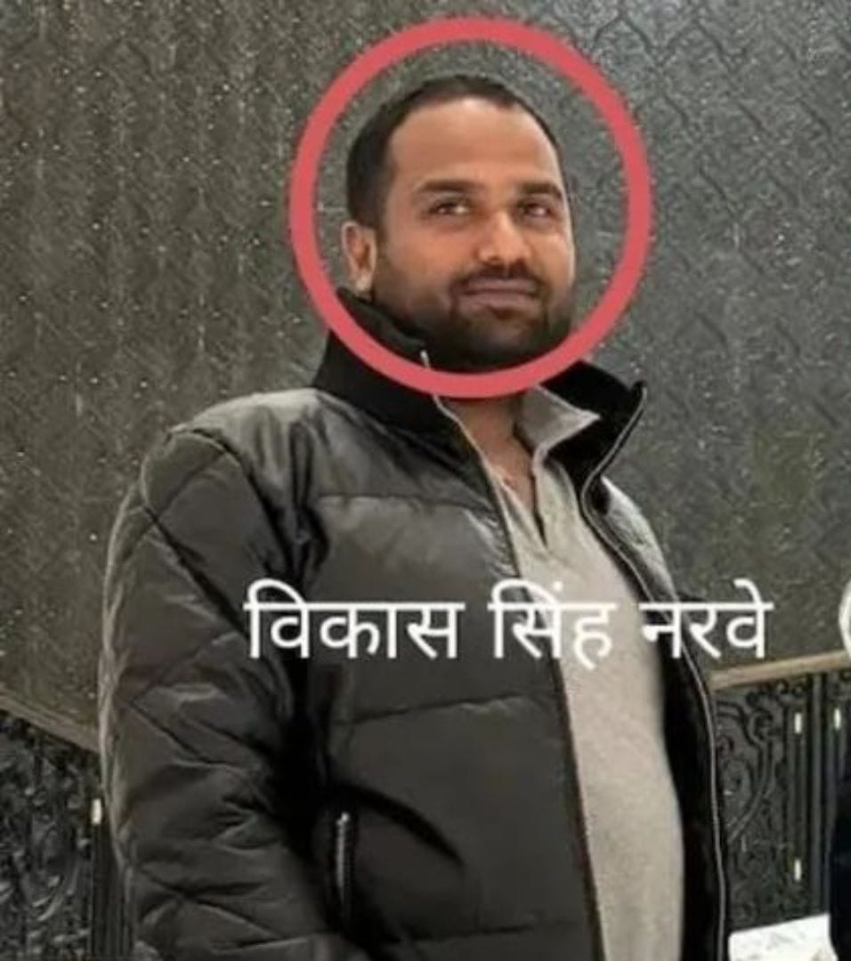 PrimeNewsInd's tweet image. आजमगढ़ 

आजमगढ़ में कोडीन कफ सिरप के अवैध कारोबार से अर्जित लगभग ₹50.9 लाख की संपत्ति को पुलिस ने जब्त किया है

पुलिस जांच में सामने आया कि आरोपी ने अवैध कमाई से मकान और फ्लैट में निवेश किया था, जिसके बाद एनडीपीएस एक्ट के तहत कार्रवाई की गई।

#Azamgarh #DrugRacket #NDPSAct