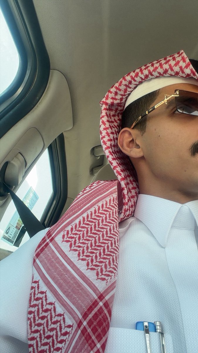 عـنزي . tweet media