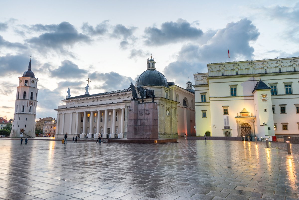 lookforplace's tweet image. #Cathedral #Square #Belfry #Saint #Stanislaus #Vilnius #Lithuania