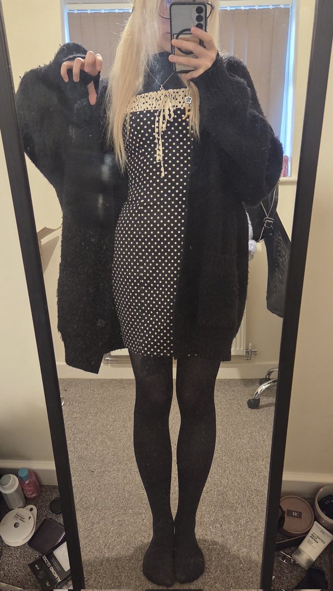 tactifoid's tweet photo. outfit to go #socialise https://t.co/fnKytXh7G3
