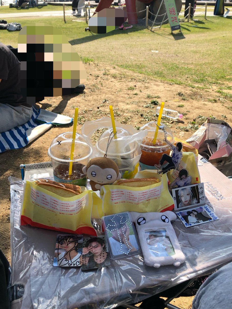 대수 tweet media