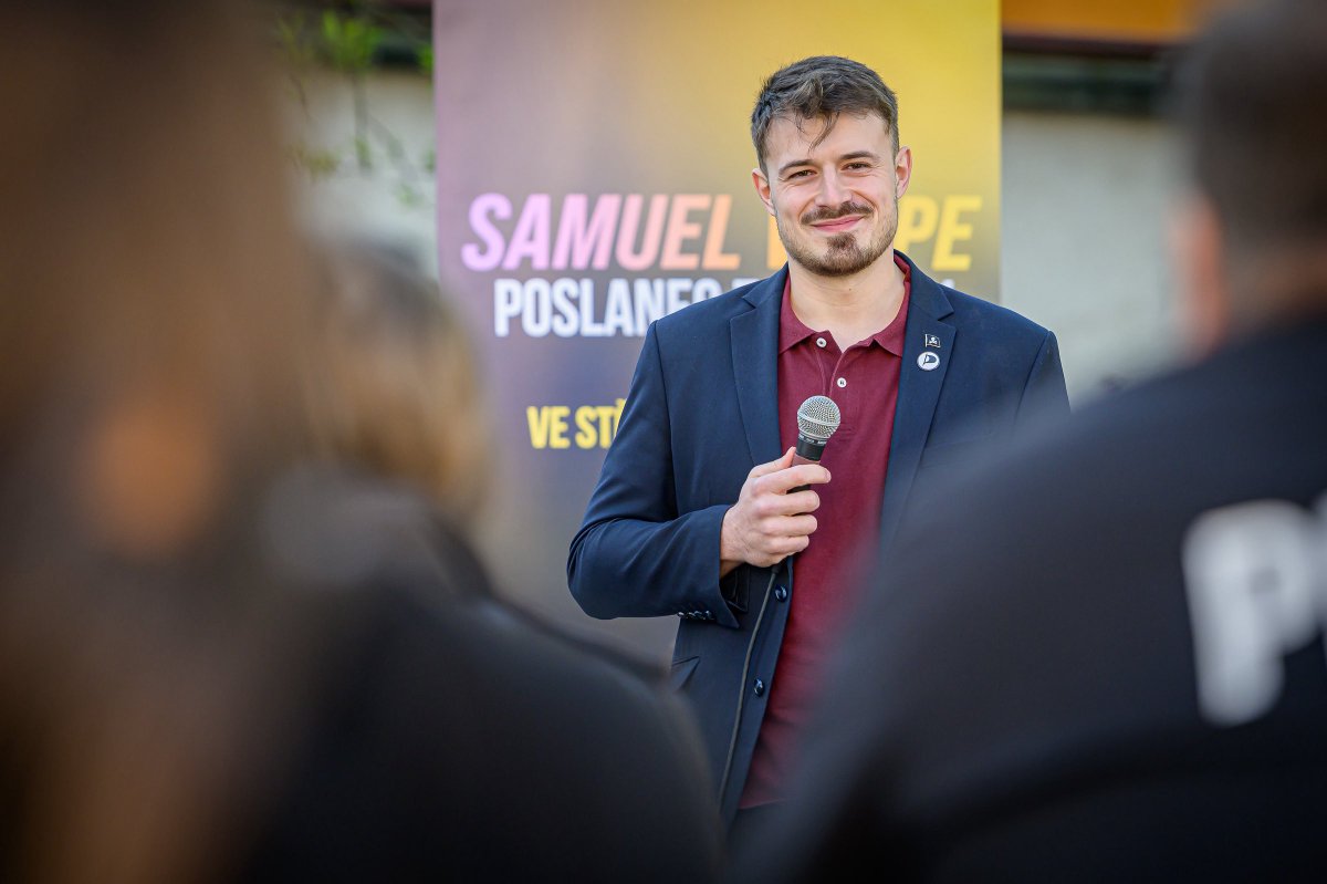 Samuel Volpe - poslanec za Piráty tweet media