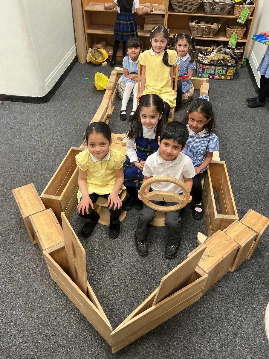 carltonj_i's tweet image. EYFS were so inspired after their planetarium visit that they created their own rocket to blast off in! #Spaceday #imagination #roleplay #EYFS