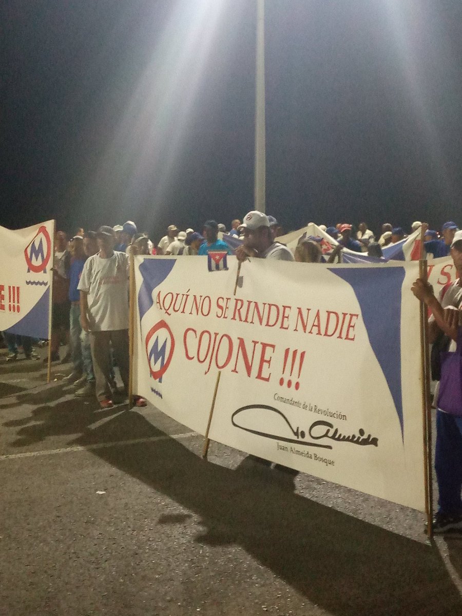 janier36372's tweet photo. ¡Vivan los trabajadores!
¡Viva la Revolución Cubana!
¡Viva por siempre Fidel!
¡La Patria se defiende!
¡VENCEREMOS! https://t.co/IbDqirE2Rq