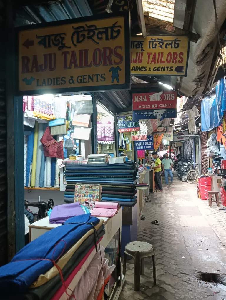 heatonmoorpark's tweet image. Recycling and the park..... ideas from India....Recycling Cultures in India: Studying Electronic and Textile Waste .......  #waste #recycling   springs-rcc.org/recycling-cult…    (image: Anwesha Borthakur)