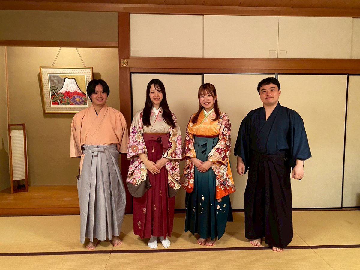 seira tweet media