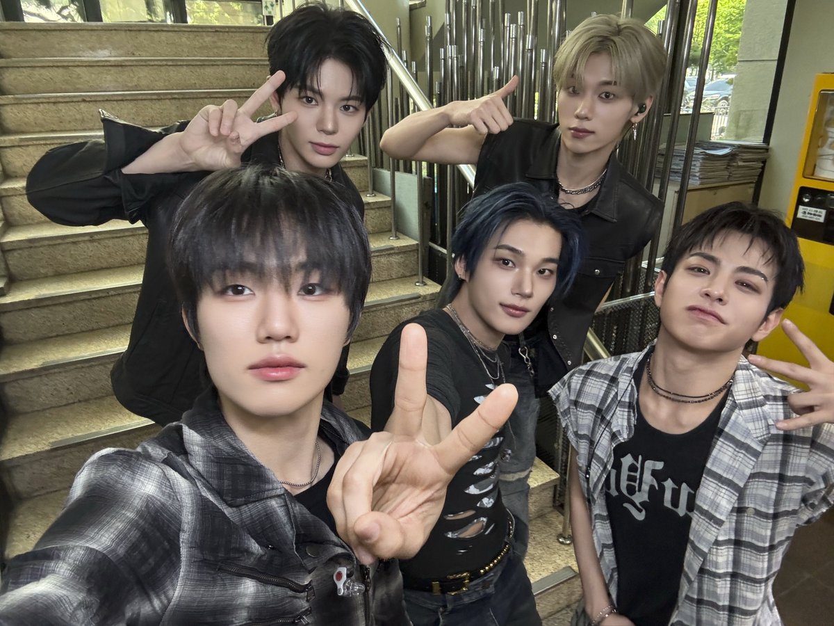 EVNNE JAPAN OFFICIAL tweet media