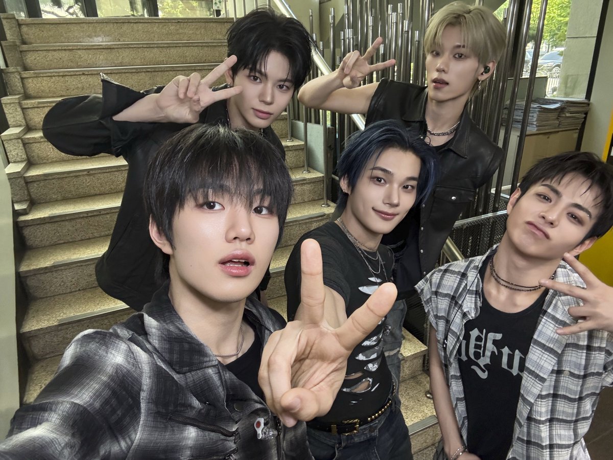 EVNNE JAPAN OFFICIAL tweet media