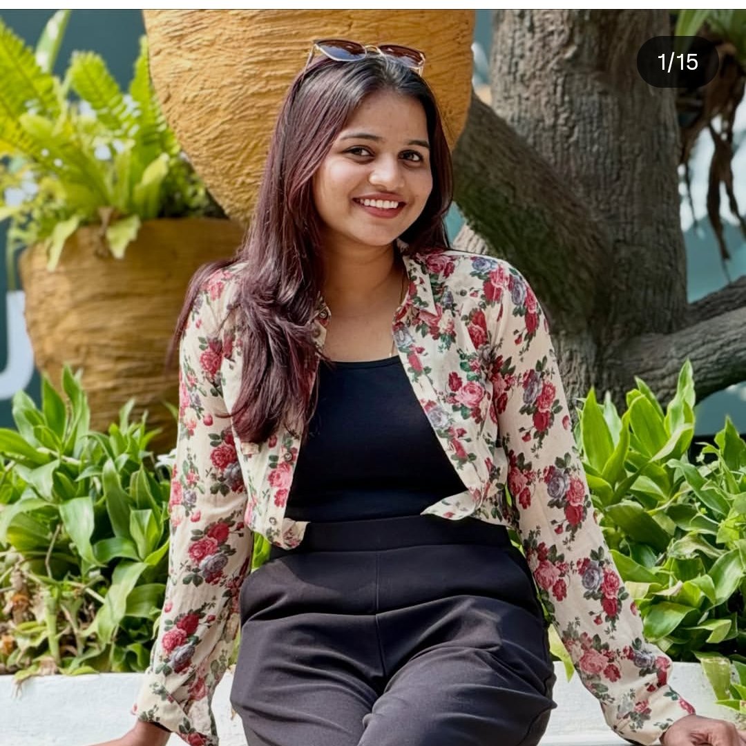 WhiteD1164's tweet photo. Nisha https://t.co/HVxDjH6kjS