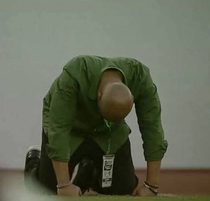 People confuse financial discipline with being underpaid 😭😭
