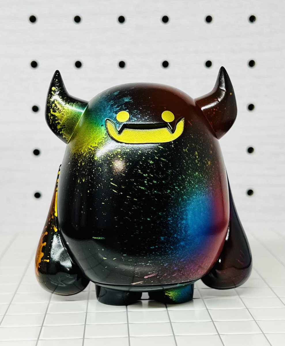 【MOON Art デモンソフビOne up.限定カラー】 デモンソフビ Platinum Gold - One up. Online Store