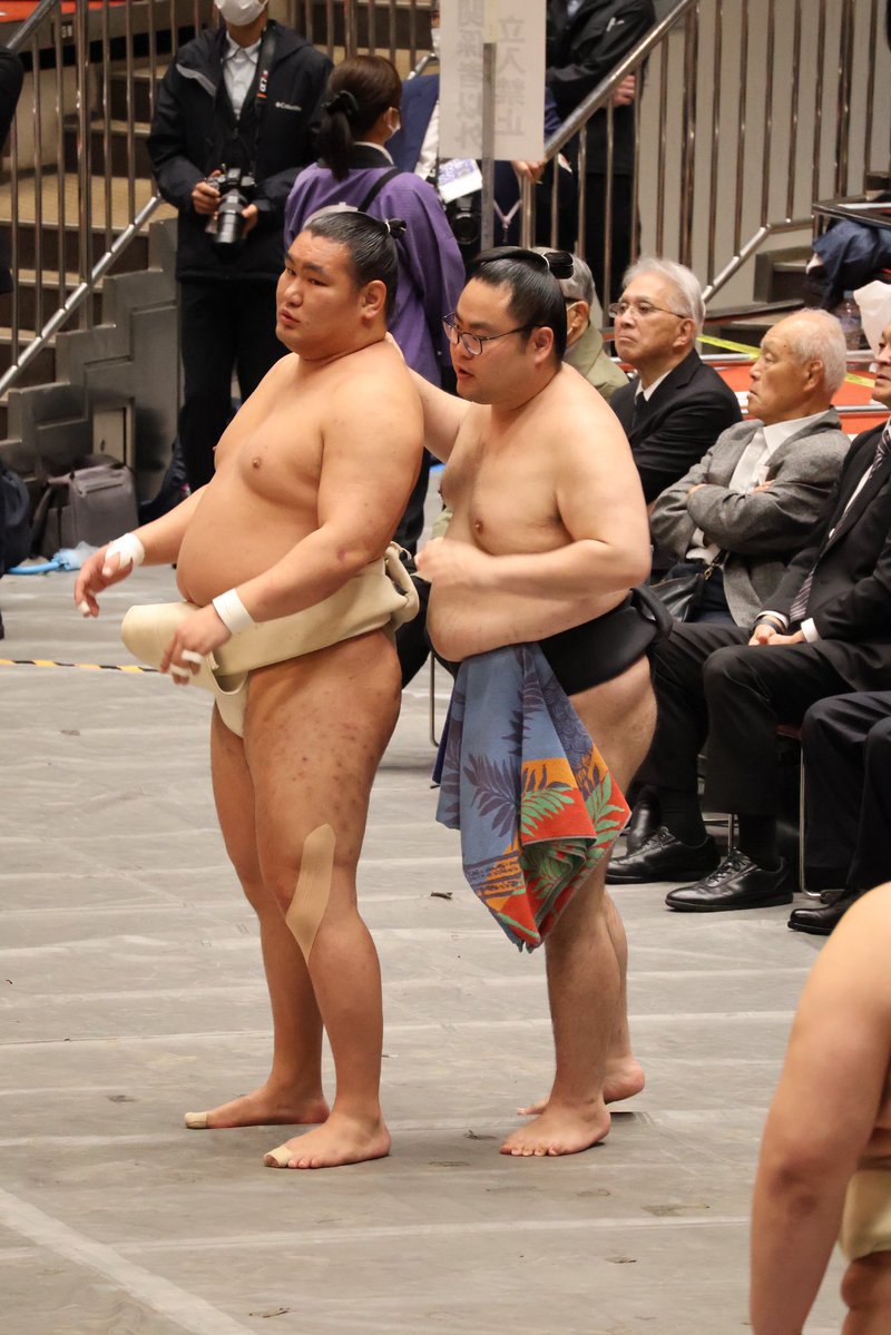 めがね tweet media