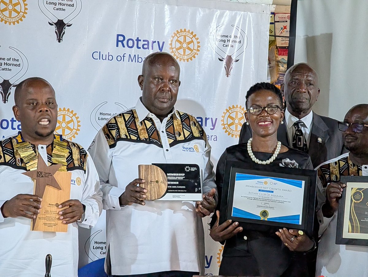 RotaryMbarara's tweet photo. What a vibrant evening it was as we relived the magic of the @Rotary9214dca at Speke Resort @spekeresort

Our delegates brought the experience to life sharing unforgettable moments, laughter, and proudly presenting the awards back to the club. https://t.co/GTuQWk76R4