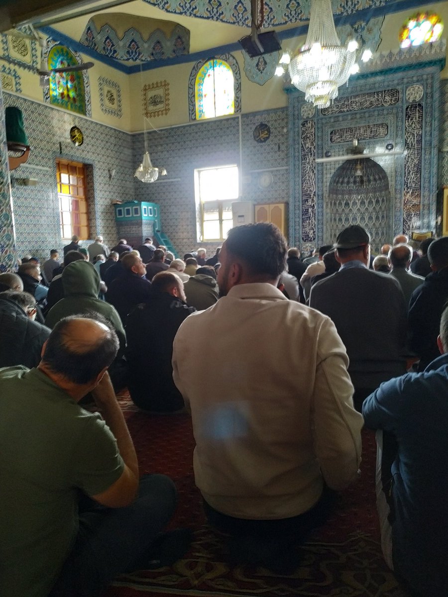 nasıl yani tweet media