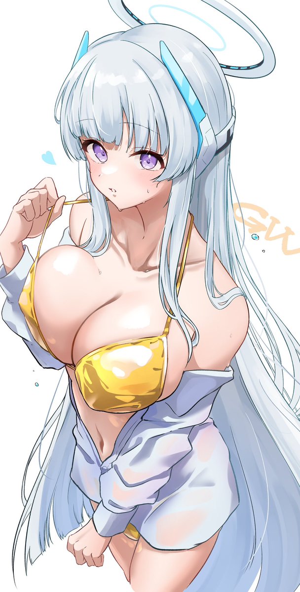 金ビキニ 
