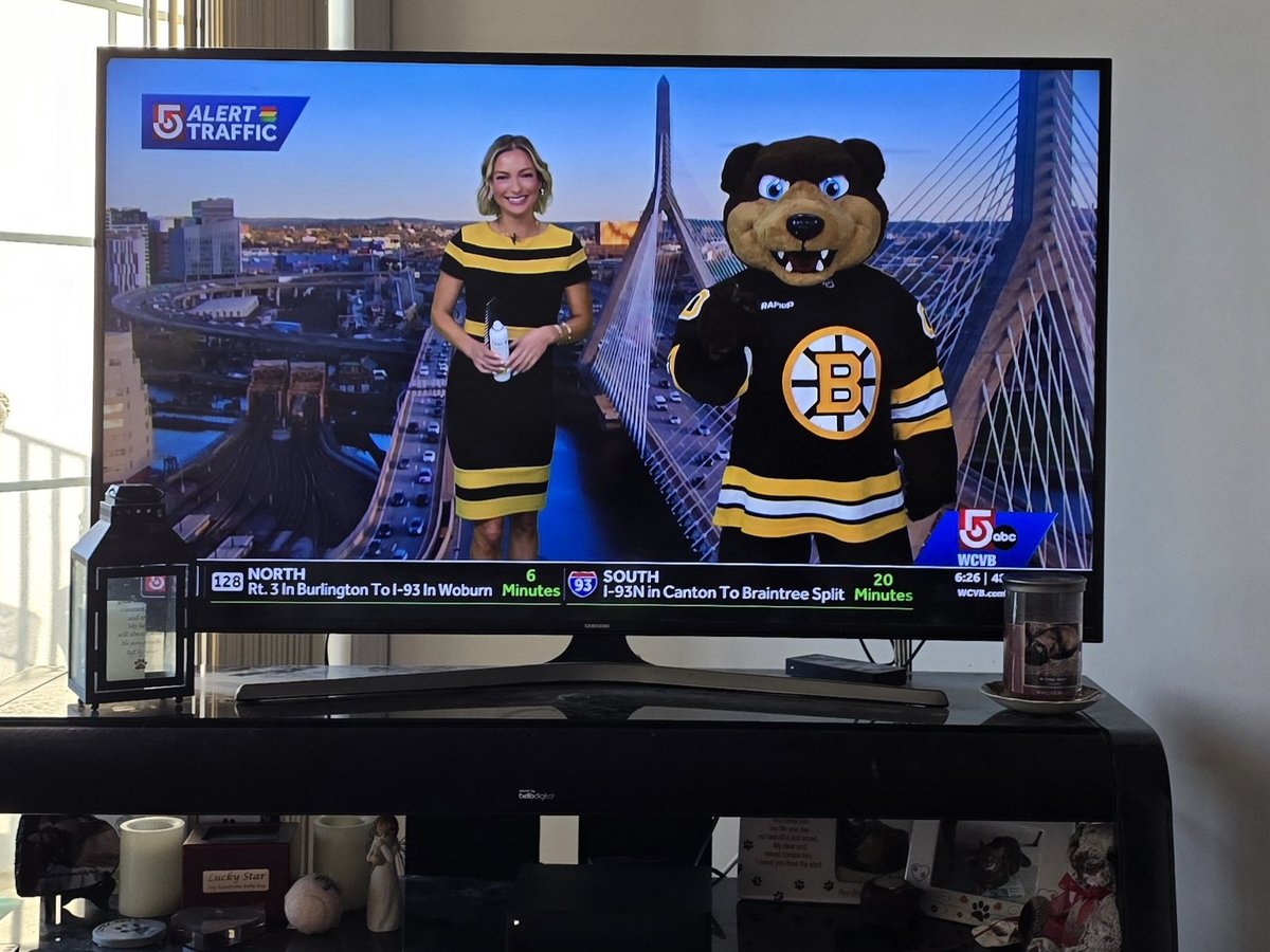 skeeter923's tweet photo. @KThompson_WCVB I love this ❤️ https://t.co/cwugLoDmMh