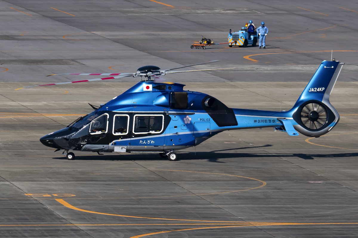 the_NORAN_'s tweet photo. たんざわ

神奈川県警察航空隊
Airbus Helicopters H160-B(JA24KP)
at Nagoya Airport
-2025.11.14- https://t.co/cO9qwOASAz