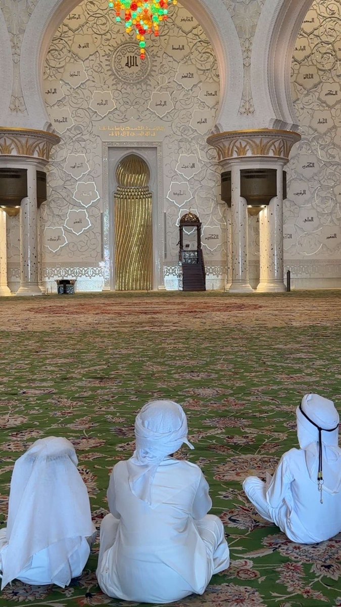 uae_parza's tweet photo. ﴿رَبِّ اجعَلني مُقيمَ الصَّلاةِ وَمِن ذُرِّيَّتي﴾ https://t.co/KrdsDSnaeN