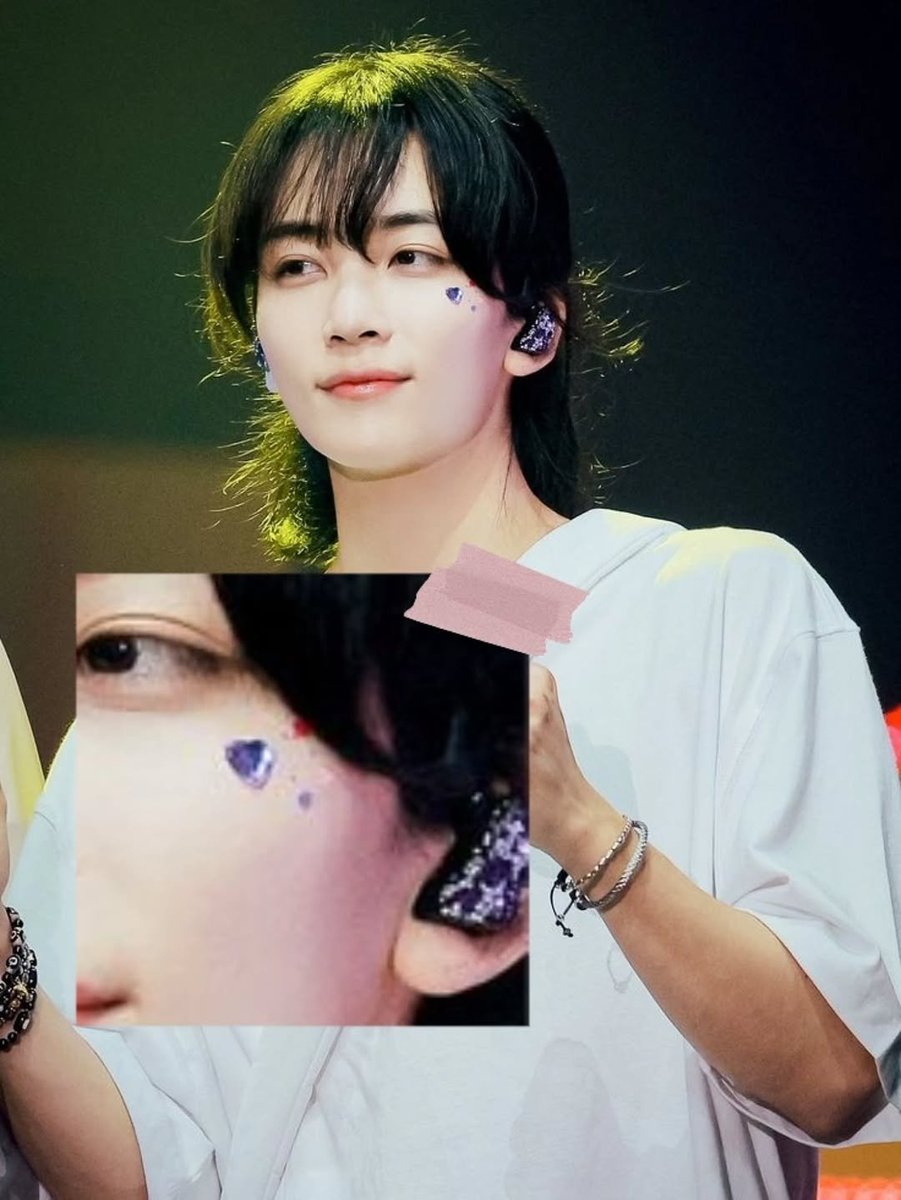 Sugar down bad for Jeonghan tweet media