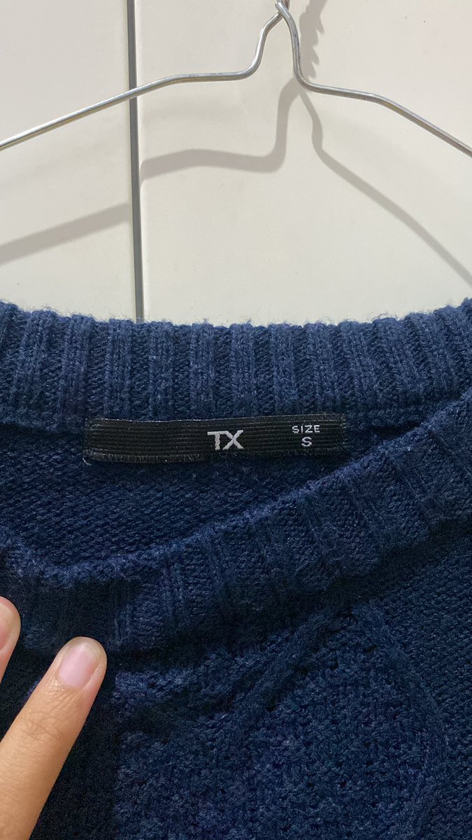 omgwingie's tweet photo. sweater navy TX size s
ld 90-100
p 60
💸 45k https://t.co/TMFQMMqYzm