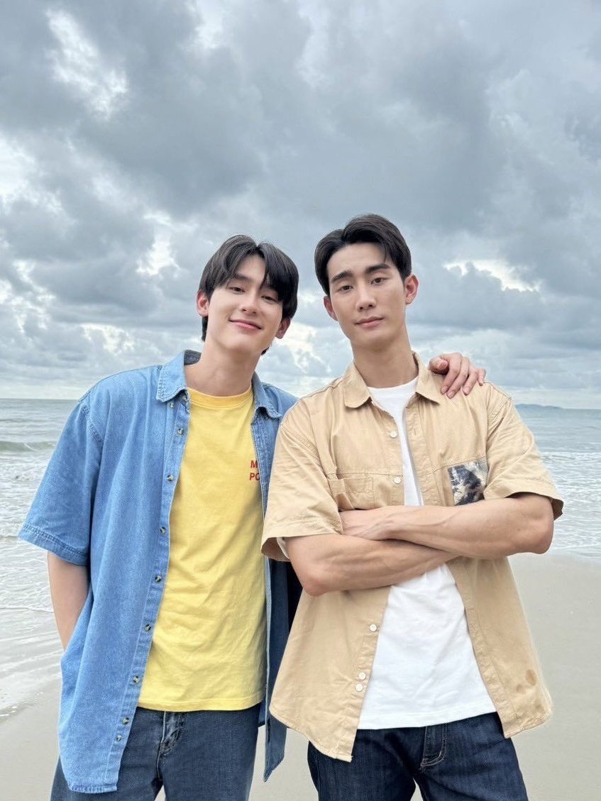 𑣲khunní tweet media