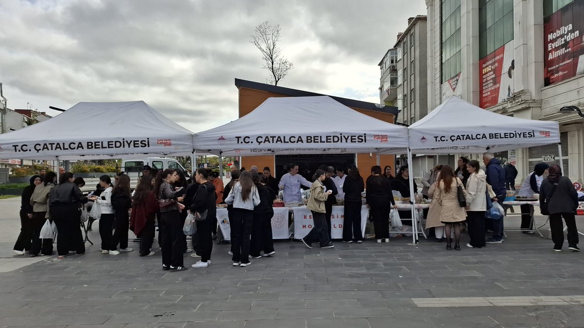 imkb_ve's tweet photo. Okulumuz yararına ve ağaçlandırma çalışmalarına destek amacıyla düzenlediğimiz kermesimizi başarıyla ve keyifle gerçekleştirdik. Katkıda bulunan ve emeği geçen tüm öğretmen, veli ve öğrencilerimize teşekkür ederiz.

@tcmeb 
@istanbulilmem 
@catalca_mem https://t.co/JB1r7CXuWE