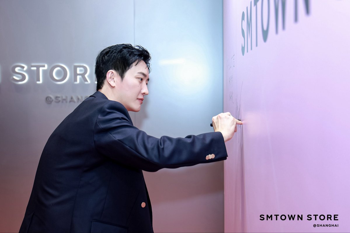 zhoumi周觅조미 tweet media
