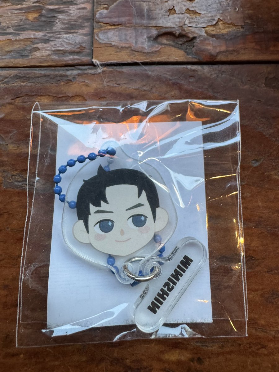 CNBLUE MINIBLUE ポップアップ アクリルキーリング、交換して