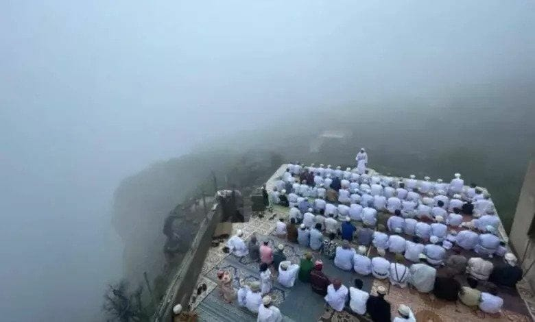 سلطنة عُمان .. التنوع المذهبي معزوفة وطن السلام 🇴🇲💫#كنوز_الموسوعة_العمانية