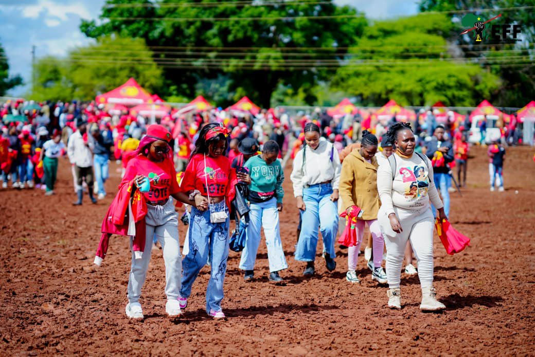 ♦️In Pictures♦️

Young and old supporters making their way to Thlapi Stadium in North West ahead of the CIC’s #EFFWorkersDayRally address.

Register To Vote EFF In The 2026 Local Government Elections To Be Held On The 4th of November 2026

Link: registertovoteeff.org.za