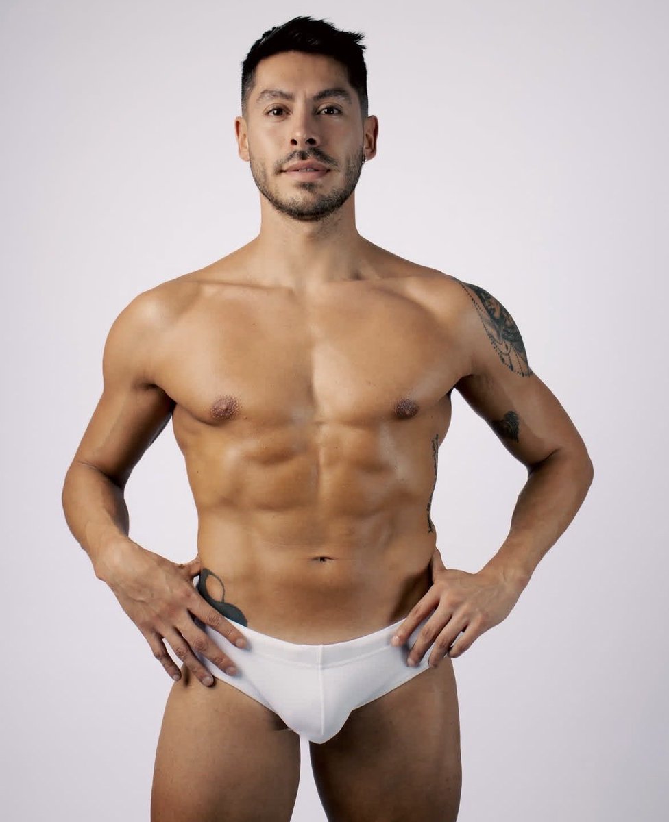 MrGayCl's tweet photo. #CristianValencia is the Chilean delegate road to #MRGAYWORLD 2026 by
@mgworg
The #cosmetologist and nursing student Cristián Valencia is already preparing to represent them on the international stage.
📸 @mr.palmafotos / 📍https://t.co/ZGRtHskirM. https://t.co/9G3DsCaIVK