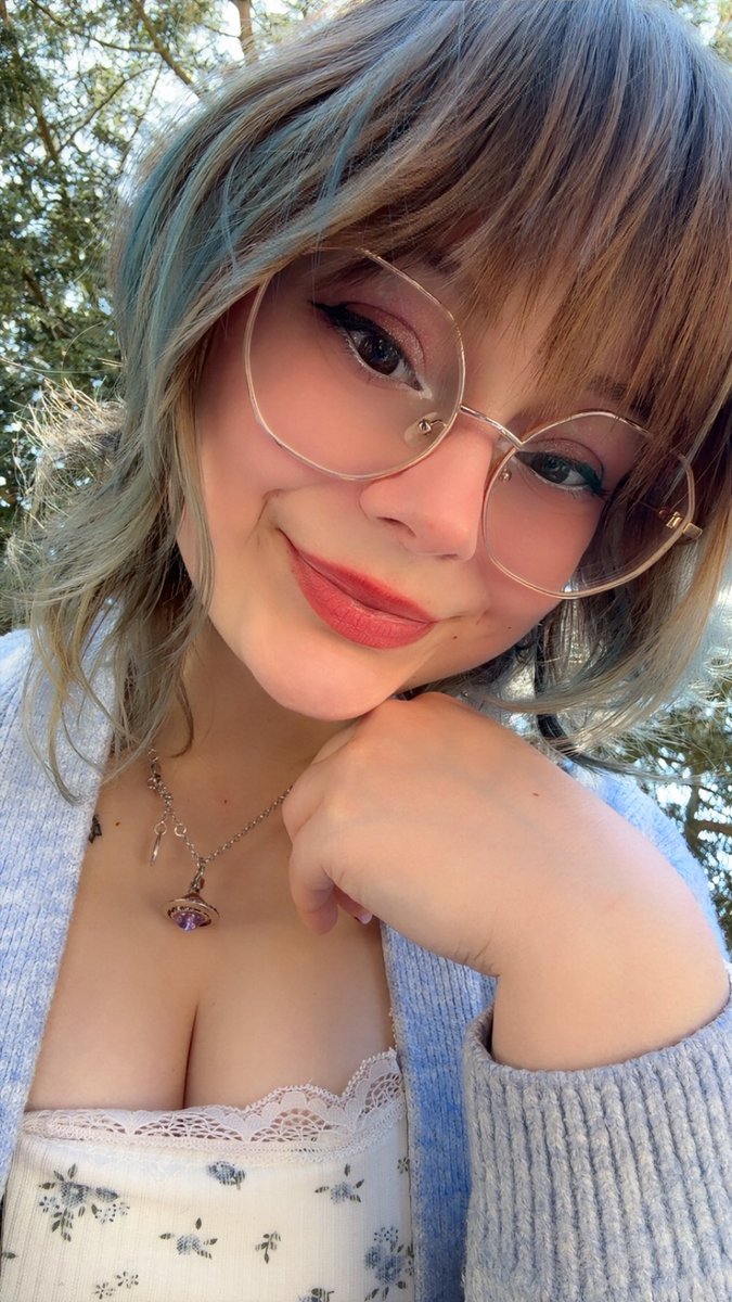 haru tweet media