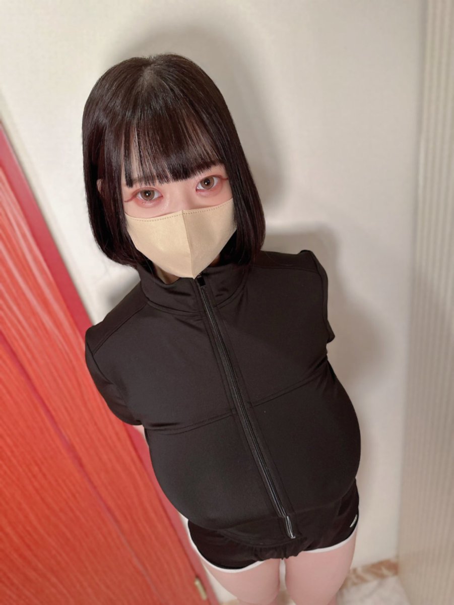 うい／パーソナルトレーナー tweet media