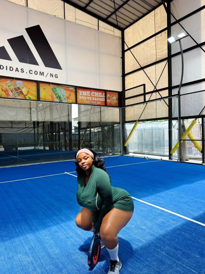Naomi tweet media
