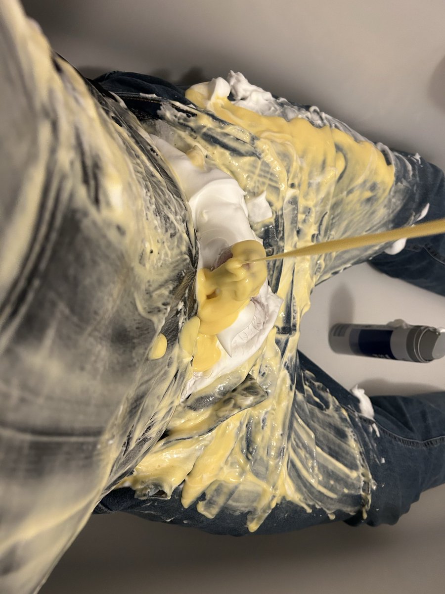 Messy Guy tweet media