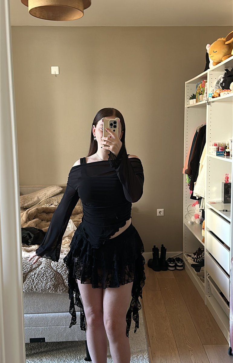 nikki ୨୧ tweet media