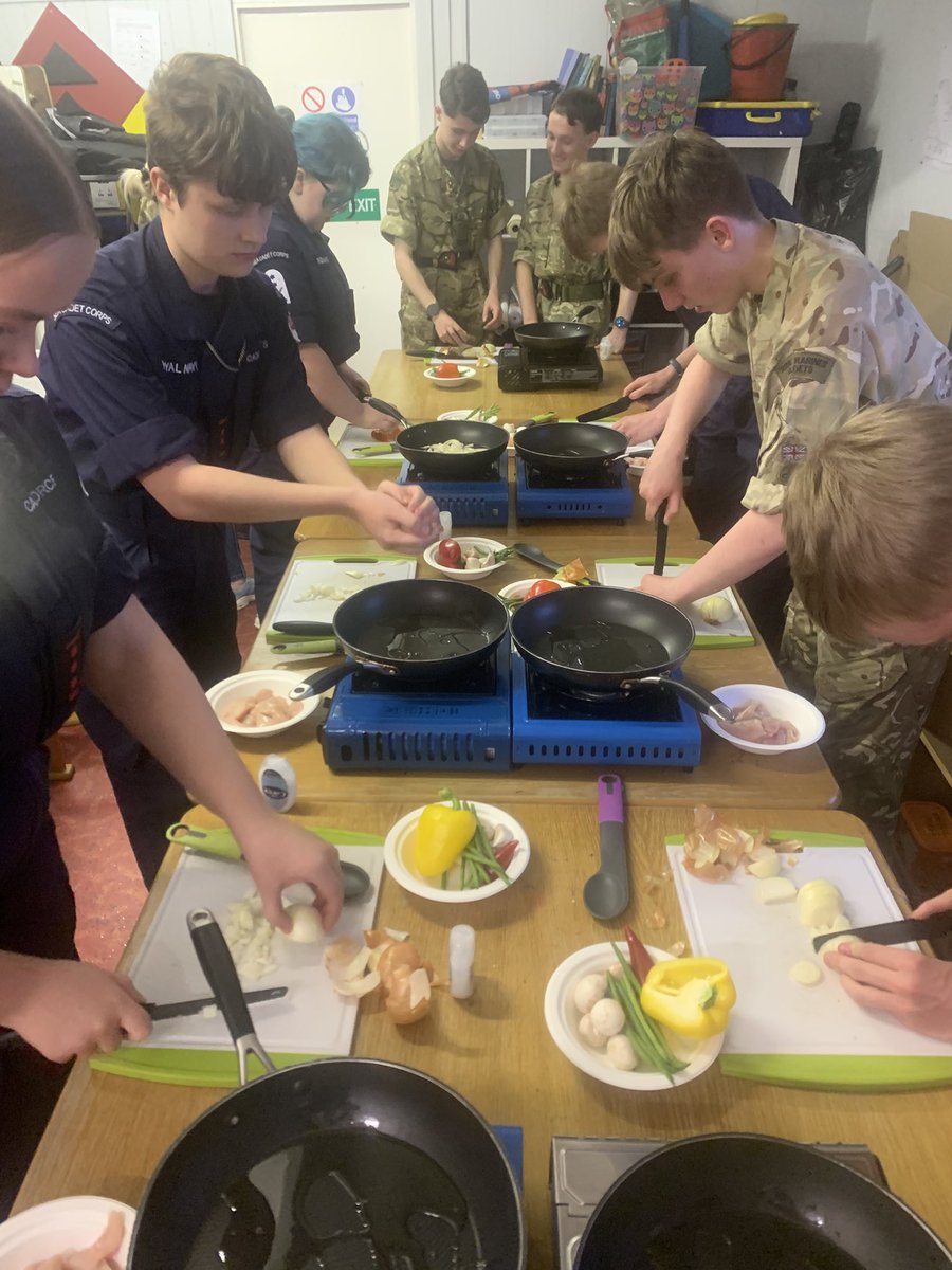 Commando Chef - MBE - tweet media