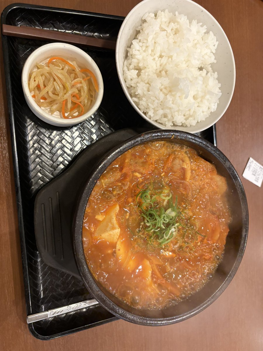 いもむし tweet media
